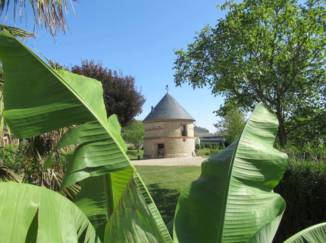 Pigeonnier Maucomble 1