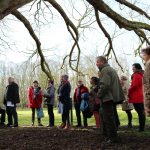 Domaine Du Grand Daubeuf Le Groupe Au Pied D'un If Centenaire (1)