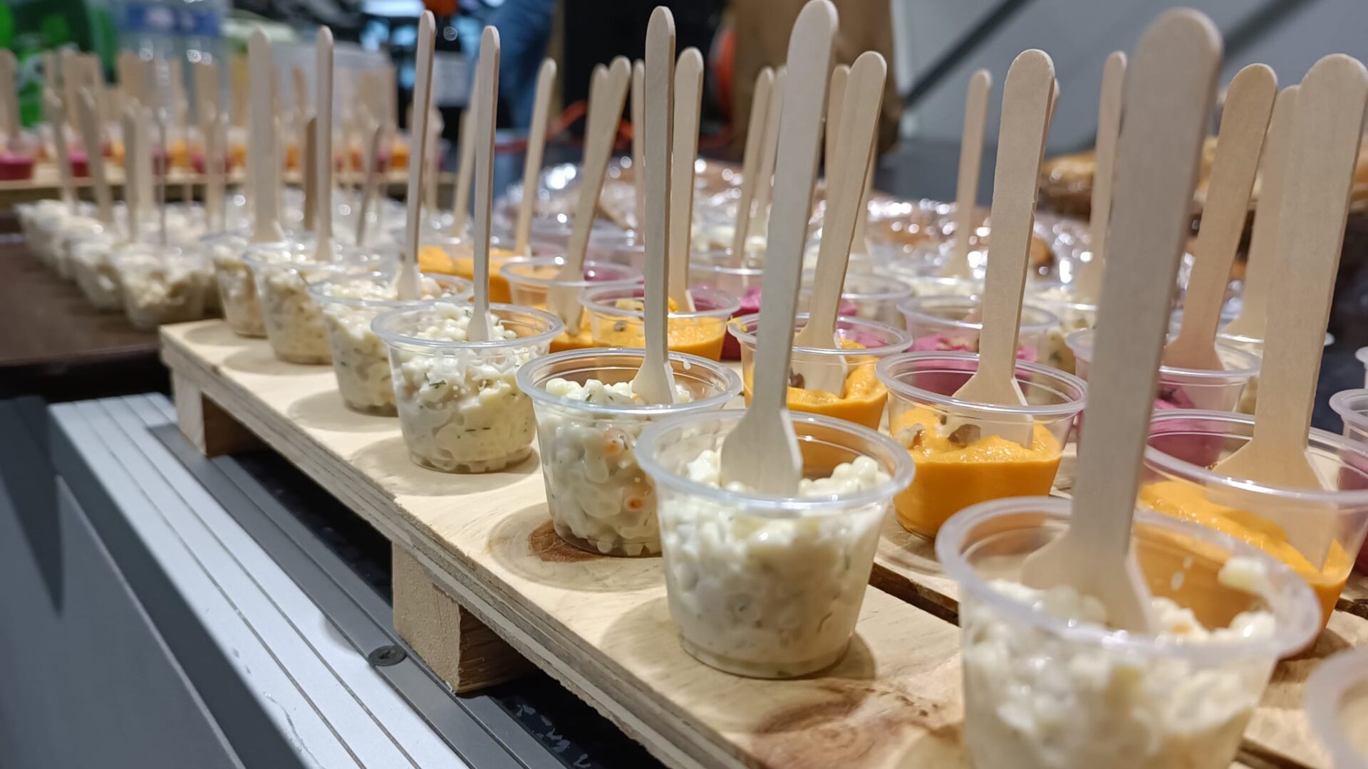 313288200 529048155896527 706192877178256161 N