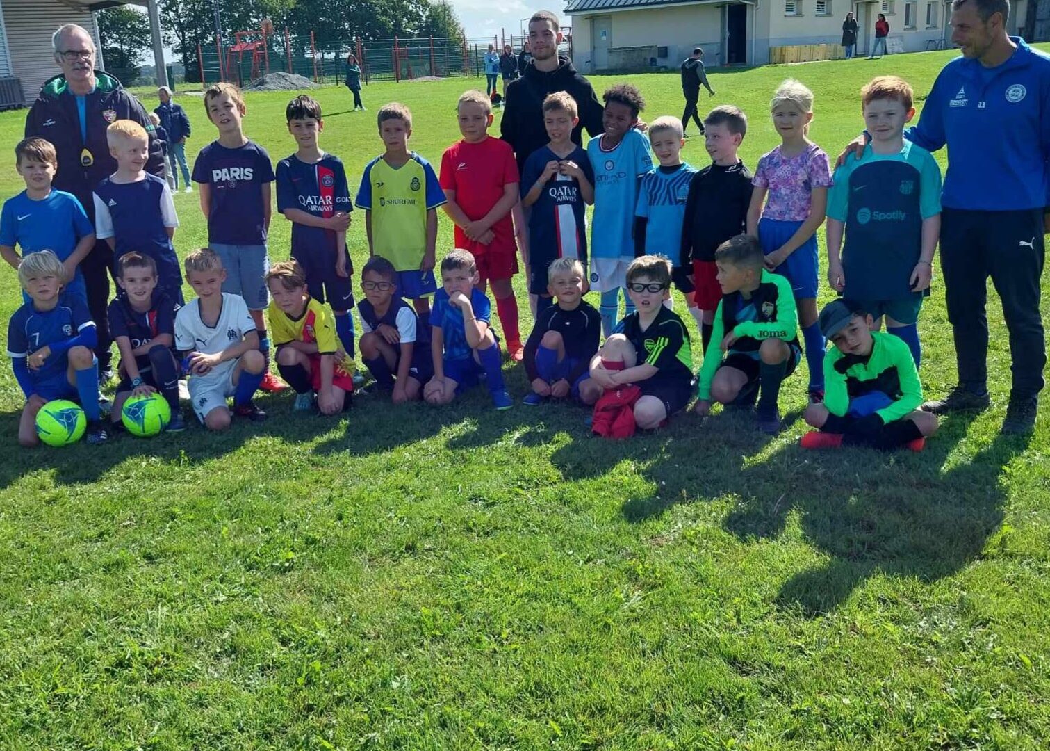 371063807 281392411316633 781786145685711508 N